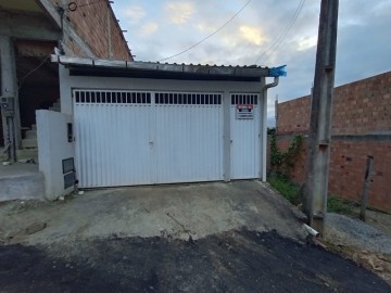 CASA À VENDA